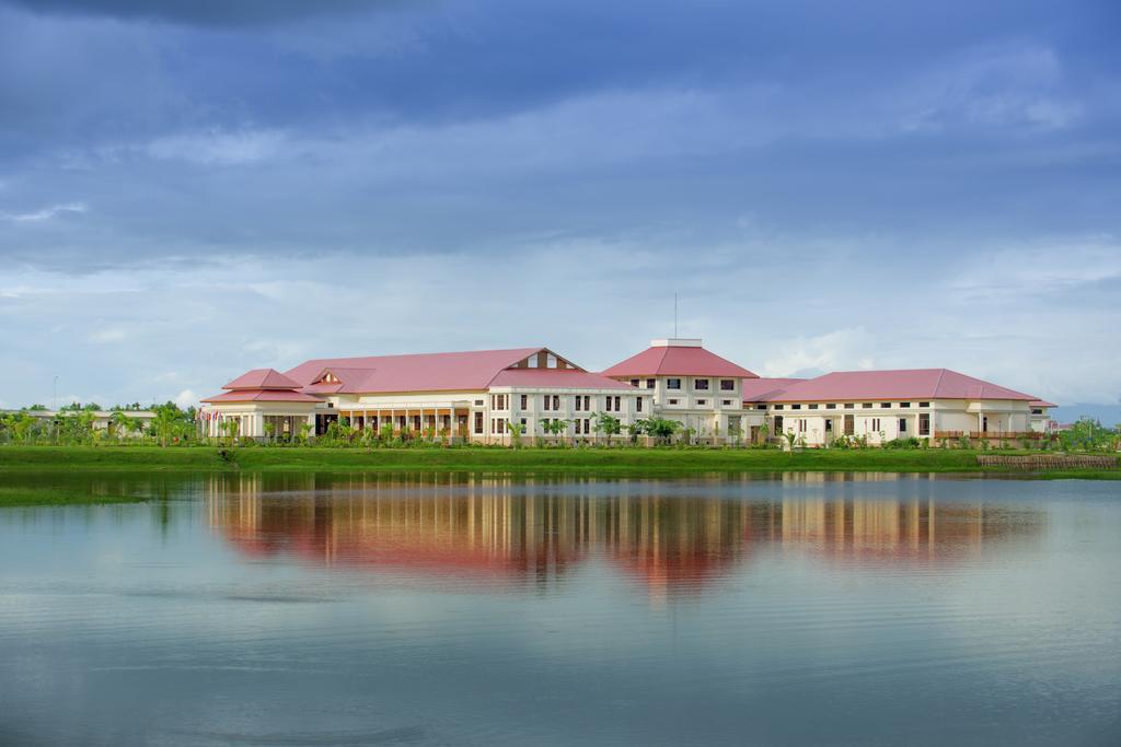 Horizon Lake View Resort Naypyidaw Bagian luar foto