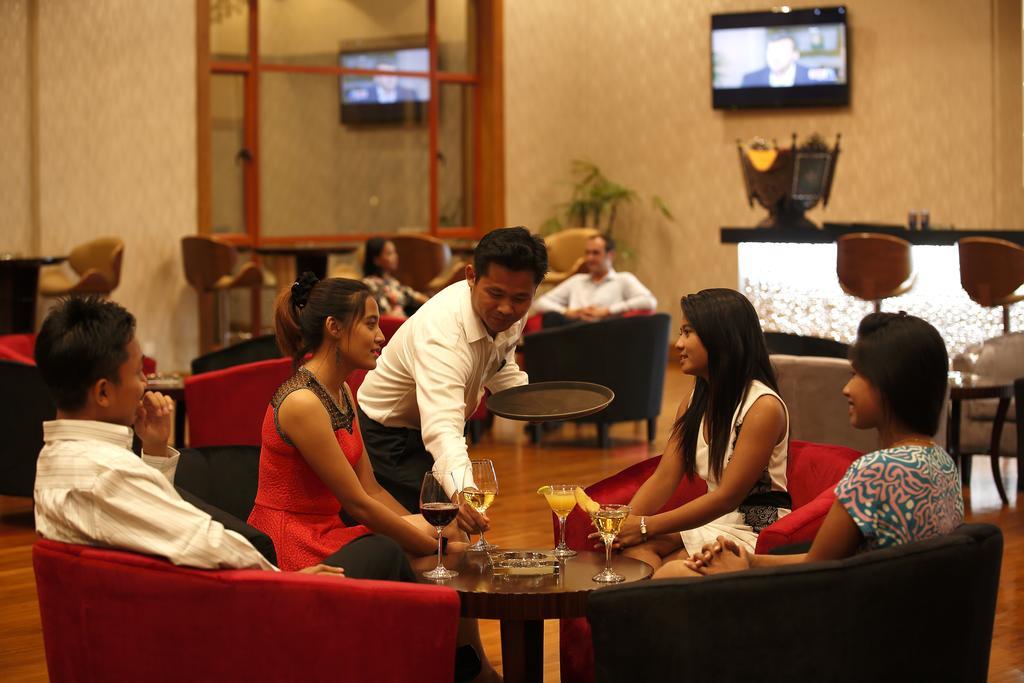 Horizon Lake View Resort Naypyidaw Bagian luar foto