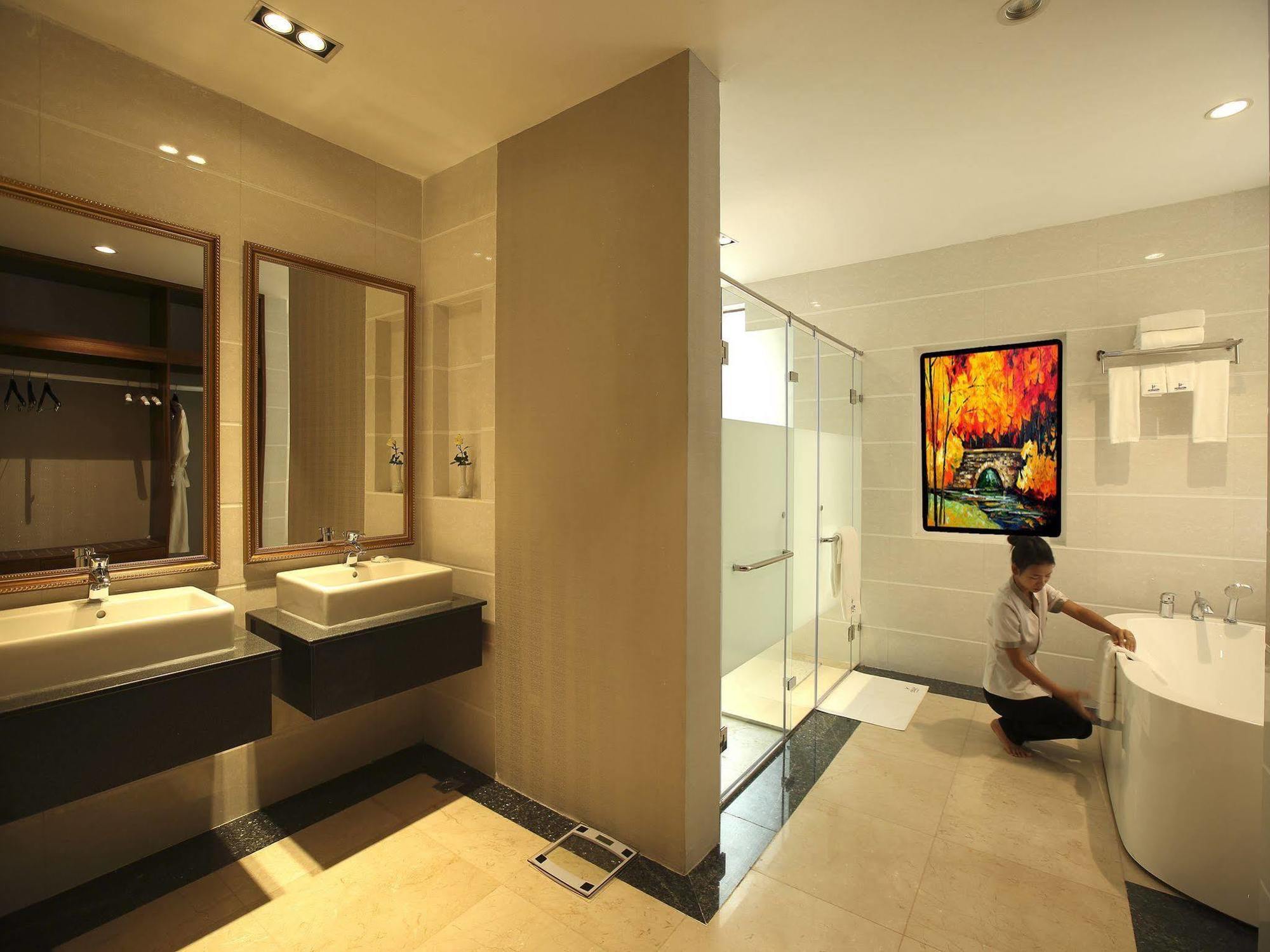 Horizon Lake View Resort Naypyidaw Bagian luar foto